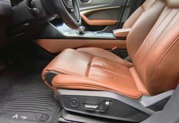 Audi A7 C8 Sportback 3.0 55 TFSI 340KM 2018 Audi A7 Sportback Matrix Fotele konturowe Pneumatyka Radary ACC Virtual Do, zdjęcie 16