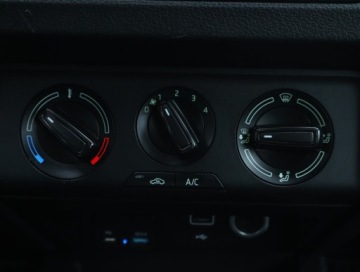 Skoda Fabia III Kombi Facelifting 1.0 MPI 60KM 2021 Skoda Fabia 1.0, Salon Polska, GAZ, Klima, zdjęcie 15