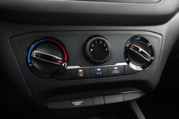 Hyundai i20 I Hatchback 5d Facelifting 1.1 CRDi 75KM 2015 Hyundai i20 1.1 CRDi, Salon Polska, Serwis ASO, zdjęcie 14