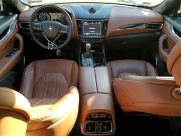 Maserati Levante 2022 Maserati Levante Modena 2022 3.0l 3.0 Benzyna 424KM, zdjęcie 8