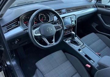 Volkswagen Passat B8 Variant Facelifting 1.5 TSI EVO 150KM 2022 Volkswagen Passat Variant Business, FV 23, ACC, Asystenci, Czujniki parkow, zdjęcie 5