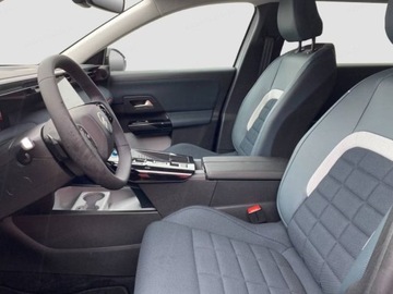 Citroen C5 Aircross 2025 Od ręki - Plus eDCT6 1.2 mHEV 145KM /Pakiet Zimowy z Grip Control, zdjęcie 3