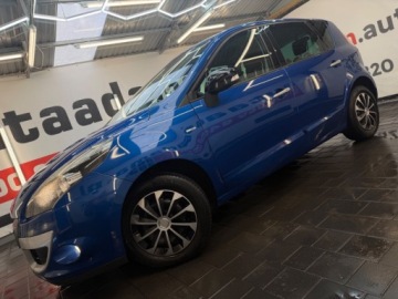 Renault Scenic III Van 1.4 TCe 16v 130KM 2011 Renault Scenic Duze ekonomiczne bezpieczne rodzinne auto w benzynie 1.4, zdjęcie 9