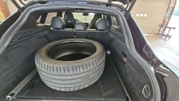 Aston Martin DBX 2021 Aston Martin DBX 2021. 4.0 Benzyna 542KM, zdjęcie 4