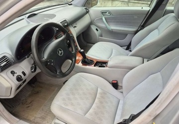 Mercedes Klasa C W203 Sedan W203 1.8 (C 180 Kompressor) 143KM 2002 Mercedes-Benz Klasa C Mercedes-Benz Klasa C 180 Kompressor Classic 1.8, zdjęcie 11