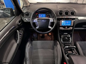 Ford S-Max I Van Facelifting 2.0 Duratorq TDCi DPF 163KM 2010 Ford S-Max piekny rodzinny bezpieczny bezwypadkowy po face lifting. Zapras, zdjęcie 28