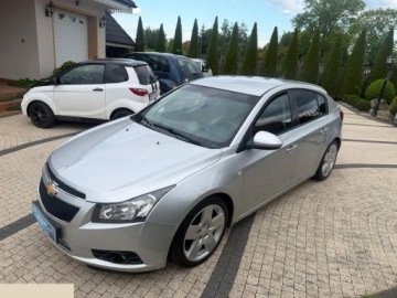 Chevrolet Cruze Hatchback 5d 2.0 VCDI 16V DOHC 163KM 2013 Chevrolet Cruze 2.0 LTZ 163KM 2013r stan bardzo dobry! Możliwa zamiana!