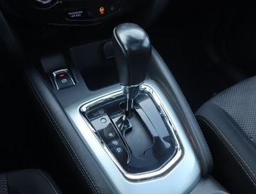 Nissan Qashqai II Crossover 1.2 DIG-T 115KM 2016 Nissan Qashqai 1.2 DIG-T, Salon Polska, Automat, zdjęcie 11