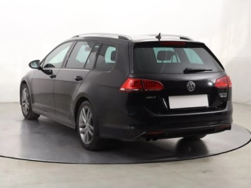 Volkswagen Golf VII Variant 2.0 TDI CR DPF BlueMotion Technology 150KM 2016 VW Golf 2.0 TDI, Automat, Navi, Xenon, Bi-Xenon, zdjęcie 3