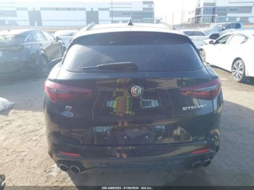 Alfa Romeo Stelvio 2018 Alfa Romeo Stelvio Quadrifoglio 2018 2.9 Benzyna 505KM, zdjęcie 4