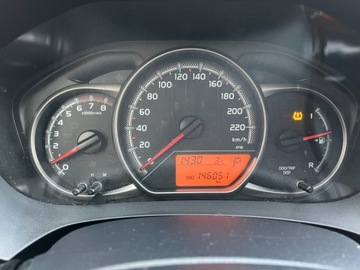 Toyota Yaris III Hatchback 5d Facelifting 1.33 Dual VVT-i 99KM 2015 Toyota Yaris 1.3 benzyna 99 KM automat zarej w PL zadbany mozliwa zam, zdjęcie 14