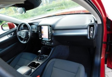 Volvo XC40 2021 Volvo XC 40 z Gwarancja Bezwypadkowy Kamera Parkowanai 1.5 Benzyna 156KM, zdjęcie 26