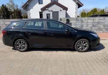 Toyota Avensis III Wagon Facelifting 2015 1.6 D-4D 112KM 2016 Toyota Avensis Toyota Avensis Touring Sports 1.6 D-4D Comfort 1.6 Diesel, zdjęcie 10