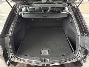 Toyota Corolla XII TS Kombi 1.8 Hybrid 122KM 2020 Toyota Corolla 1.8 Hybrid Comfort Seria E21 (2019-, zdjęcie 12