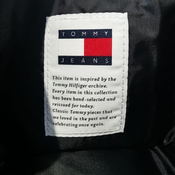 TOMMY HILFIGER PORTFEL MĘSKI TJM HERITAGE TRIFOLD CZARNY