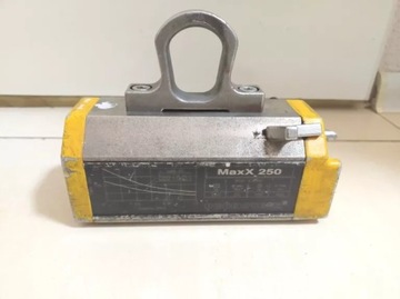 CHWYTAK MAGNETYCZNY PROMTECH MAXX 250