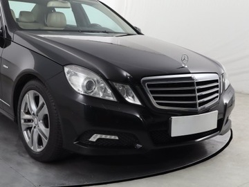 Mercedes Klasa E W212 Limuzyna 350 CDI BlueEFFICIENCY 231KM 2009 Mercedes E E 350 CDI 4MATIC, Salon Polska, 227 KM, zdjęcie 19