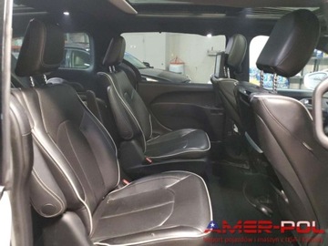 Chrysler Pacifica II 2020 Chrysler Pacifica _Hybrid_Limited_3.6 L_260 km_2020r_7 osobowa 3.6 Hybryda, zdjęcie 8