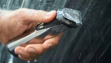 14w1 MASZYNKA PHILIPS TRYMER BRODY WŁOSÓW + ETUI