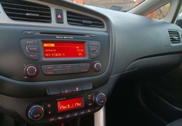 Kia Ceed II Hatchback 5d Facelifting 1.6 GDI 135KM 2015 Kia Ceed 2015r. 1.6 16V 135KM 100% Bezwypadkowa, zdjęcie 32