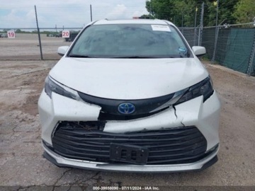 Toyota Sienna III 2024 Toyota Sienna 2024r, XLE, 2.5L, Hybrid 2.5 Hybryda 245KM, zdjęcie 2