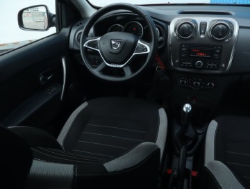 Dacia Logan II Sedan Facelifting 0.9 TCe 90KM 2017 Dacia Sandero 0.9 TCe, Salon Polska, Klima, zdjęcie 6