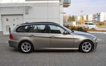 BMW Seria 3 E90-91-92-93 Touring E91 2.0 320d EfficientDynamics 163KM 2012 BMW Seria 3 2,0D 2012 r. Lift iDrive Navi 2.0 Diesel 163KM, zdjęcie 4