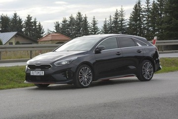 Kia Proceed Shooting Brake 1.6 T-GDI 204KM 2019 Kia Pro Cee&#039;d 1.6 Turbo GT panorama FULL LED, zdjęcie 2