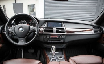 BMW X5 E70 SUV Facelifting xDrive35i 306KM 2010 BMW X5 M-PAKIET 3.0B 306Ps Navi Skora Ledy Panorama El.klapa Dociagi Head, zdjęcie 4