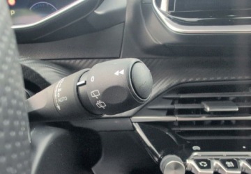 Peugeot 2008 II SUV Facelifting 1.2 Hybrid 145 145KM 2025 Peugeot 2008 II (2019-) mHev Zadbany 145KM SalonPL FV23 Kredyt 0 Leasing o, zdjęcie 24
