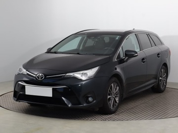 Toyota Avensis III Wagon Facelifting 2015 1.8 Valvematic 147KM 2017 Toyota Avensis 1.8 Valvematic, Salon Polska, zdjęcie 1