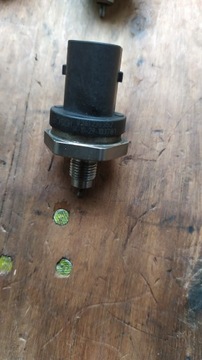 FORD 2.0 TDCI SENZOR TLAKU OLEJE 0261230352