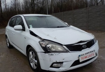 Kia Ceed I Hatchback 5d Facelifting 1.6 CRDi WGT 90KM 2011