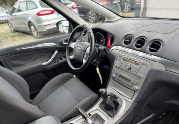 Ford S-Max I Van 2.0 i 16V 145KM 2006 Ford S-Max Zarejestrowany na 7 osob 2.0 Benzyna 145KM, zdjęcie 15