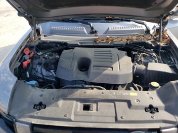 Land Rover Defender IV (L663) 2022 Land Rover Defender 110 SE 2022 3.0l 3.0 Benzyna 395KM, zdjęcie 6