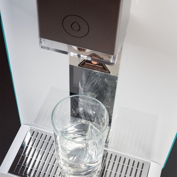 Диспенсер для горячей воды Miraqua Yota.