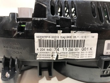 2044407411 PŘÍSTROJOVÁ DESKA MERCEDES C63 AMG W204 GB