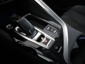 Peugeot 3008 II Crossover Facelifting  1.5 BlueHDi 130KM 2021 Peugeot 3008 Allure Pack automat navi kamera, zdjęcie 29