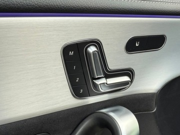 Mercedes CLA C118/X118 Coupe Facelifting 1.3 200 163KM 2025 MERCEDES-BENZ CLA 200 AMG Line Sedan 1.3 (163KM) 2025, zdjęcie 13