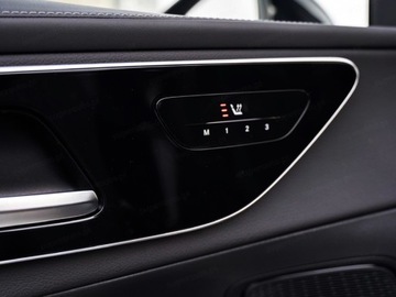 Mercedes GLC C254/X254 Coupe 2.0 220d 197KM 2025 GLC Coupe 220 d 4-Matic AMG Line 2.0 (197KM) 2025, zdjęcie 12