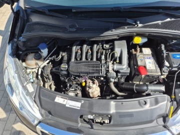 Peugeot 208 I Hatchback 5d Facelifting 1.2 PureTech 82KM 2016 Peugeot 208 2016r. 1.2i/82KM 148tys., zdjęcie 12