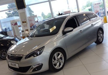 Peugeot 308 II SW 1.2 PureTech 130KM 2014 Peugeot 308 II SW 1.2 PureTech 130KM Salon Pol..., zdjęcie 19