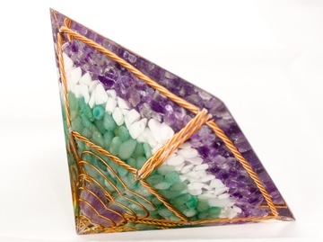 DUŻA PIRAMIDA ORGONIT AWENTURYN AMETYST AGAT FLUORYT HARMONIA 10 x 6,5 cm
