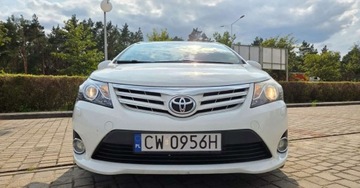 Toyota Avensis III Wagon Facelifting 2.0 D-4D 124KM 2015 Toyota Avensis SALON Navi, KAMERA przebieg wpisuje na fakturzeOrg.lakier1w