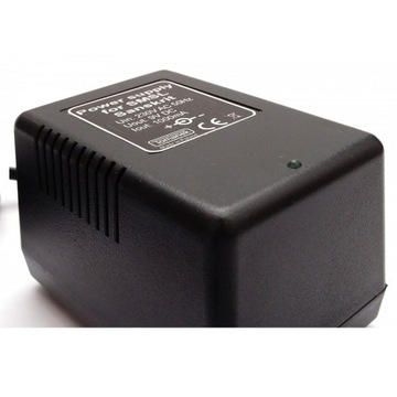 ЛИНЕЙНЫЙ СТАБИЛИЗИРОВАННЫЙ ИСТОЧНИК ПИТАНИЯ USB C 5VDC 2A ДЛЯ АУДИОАППАРАТУРЫ TOMANEK LPS