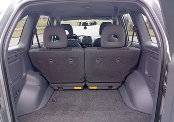 Toyota RAV4 II 1.8 VVTi 125KM 2002 Toyota RAV4 Zarejestrowany - ubezpieczony - 1,8 - 125 KM 1.8 Benzyna 125KM, zdjęcie 12