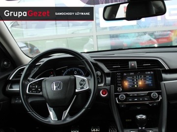Honda Civic X Sedan 4d Facelifting 1.5 VTEC TURBO 182KM 2020 Honda Civic 1.5 V-TEC Executive 182KM MT Pierwszy Właściciel BlackWeek, zdjęcie 4