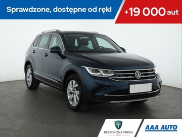 Volkswagen Tiguan II SUV Plug-in 1.4 TSI e-HYBRID 245KM 2023 VW Tiguan 1.4 TSI eHybrid, Salon Polska
