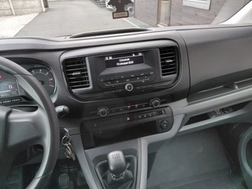 Citroen Spacetourer Van M 1.5 BlueHDi 120KM 2021 Citroen SpaceTourer 9 osob Klimatyzacja Elektryka Tempomat PDC 1.5 Diesel, zdjęcie 19