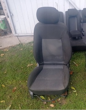 FORD MONDEO MK4 - FOTEL PRZOD PRAWY PASAZER ELEKTRYCZNY